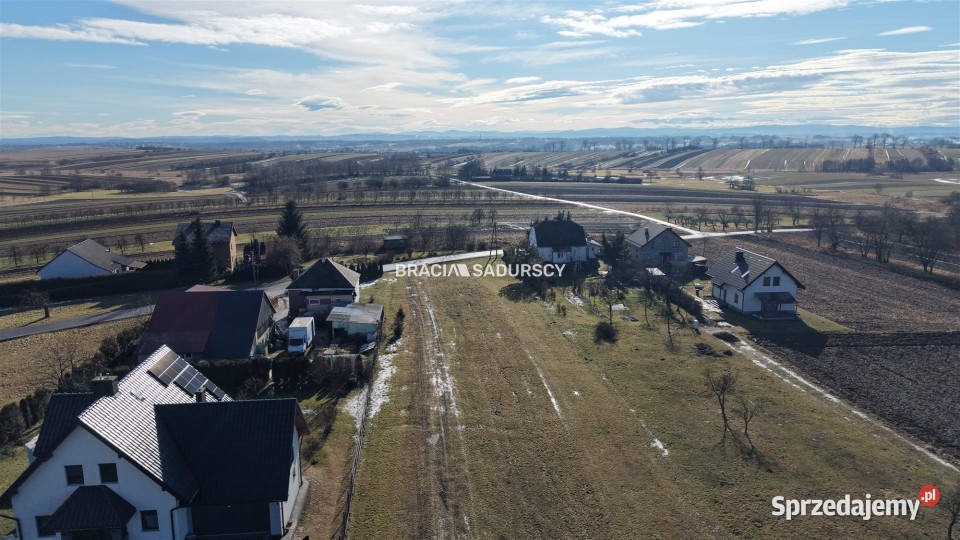 Grunt 1600m2 Czułów