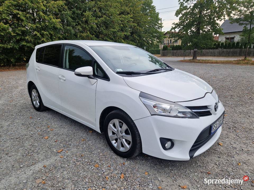 Toyota Verso 2013 Polift 2.0 Diesel D4D 124KM Navi Kamera cofania