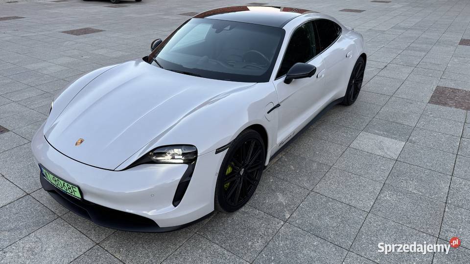 Porsche Taycan 4S Performance plus 571 Rok produkcji 2020 Taycan Gdańsk