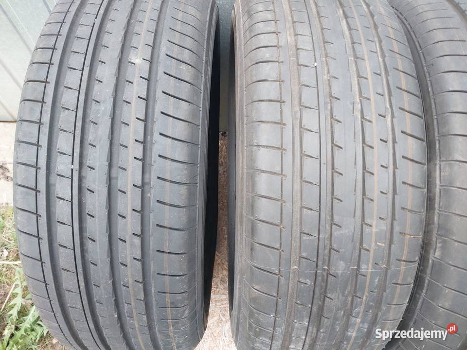 4x23560R18 Yokohama Advan V61 103H DOT 2025
