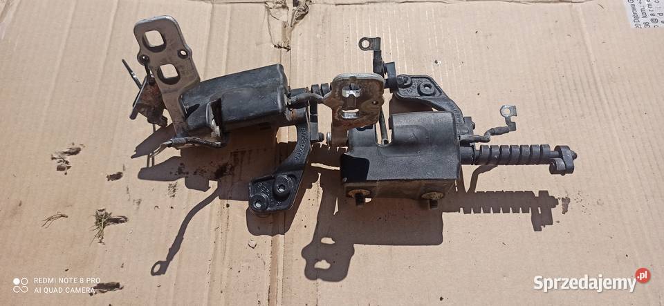 bmw e91 siłowniki tyl klapy komplet śląskie Imielin