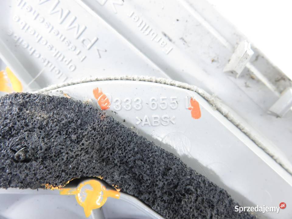 LAMPA LEWA TYLNA KLAPA VW PHAETON 333655L