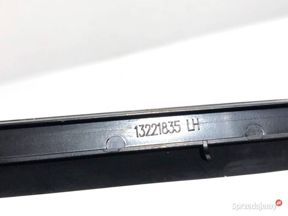 LISTWY DEKOR OPEL INSIGNIA A 13221845 Kombi 0817 podkarpackie