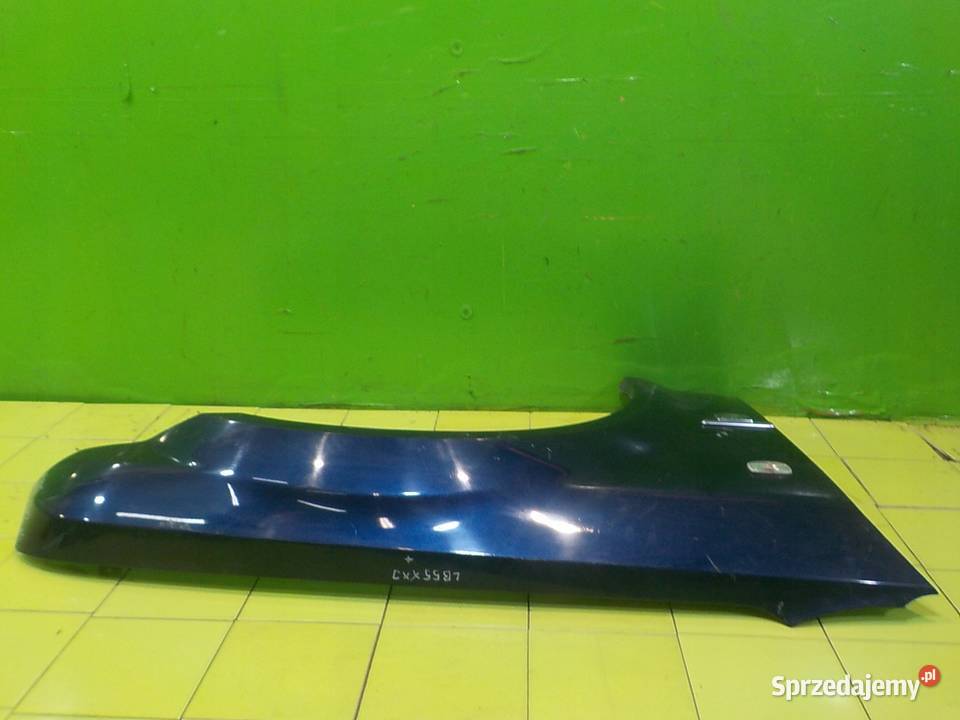 CHRYSLER 300C 06r blotnik prawy przod mazowieckie Suków