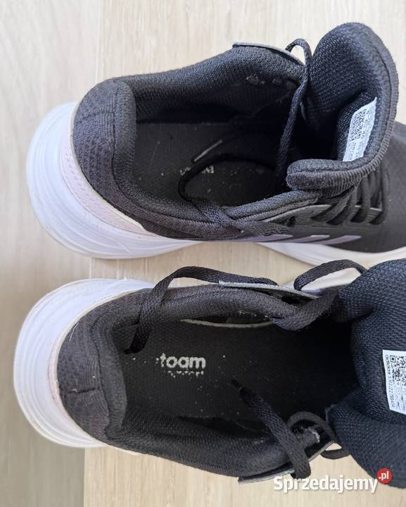 Buty Adidas Galaxy 6 GW4132 r39 Łódź
