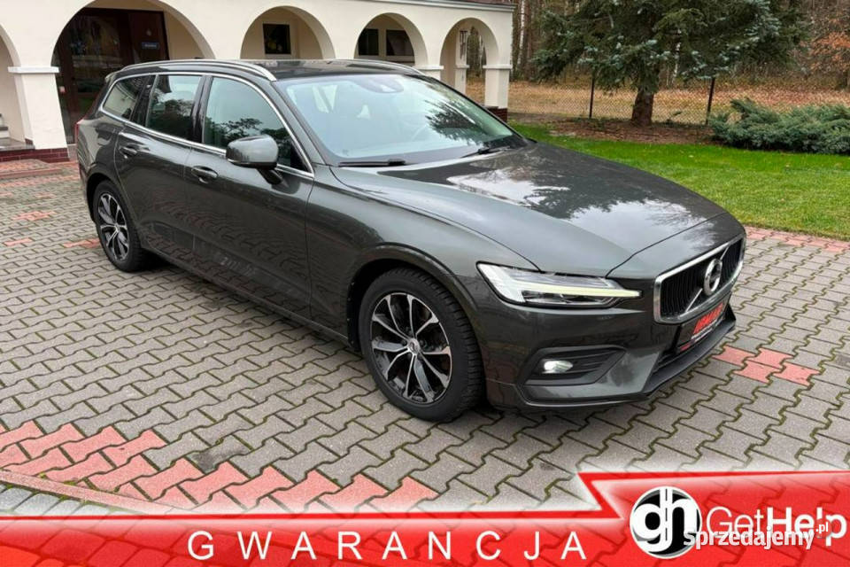Volvo V60 Opony zimowe Podgrzewane fotele i światła do jazdy dziennej