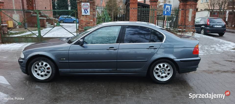 BMW 3 22 benzyna Lpg 170 manualna Wołów