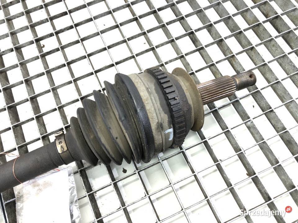 PÓŁOŚ LEWY PRZÓD HYUNDAI TRAJET 27 173 9908 osobowe