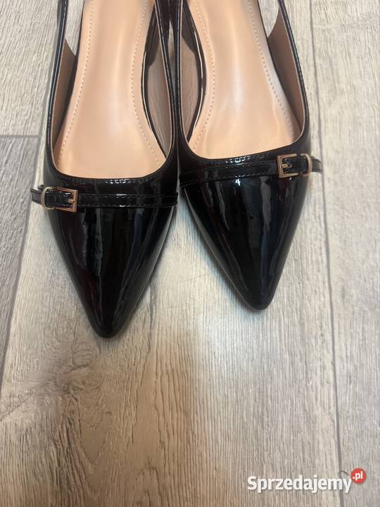 40 Czarne baleriny wieczorowe z odkrytą Pięta 25.4cm