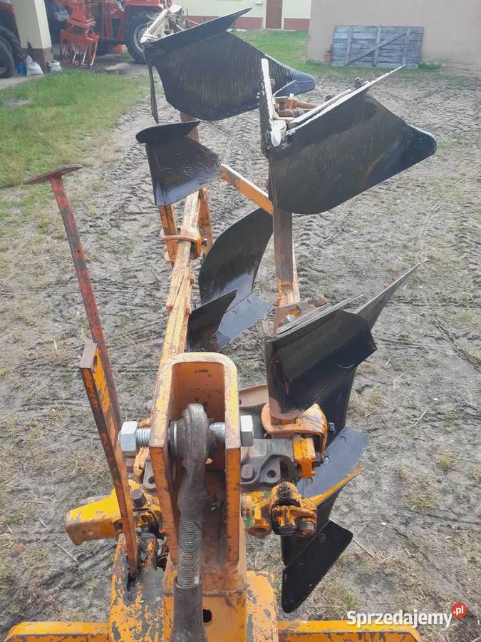Pług 2 skibowy obrotowy huard Pacanów