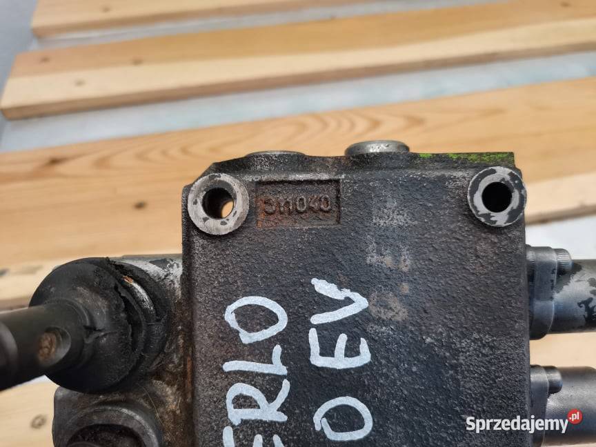 Rozdzielacz hydrauliczny Merlo P 6010 Wilkowo