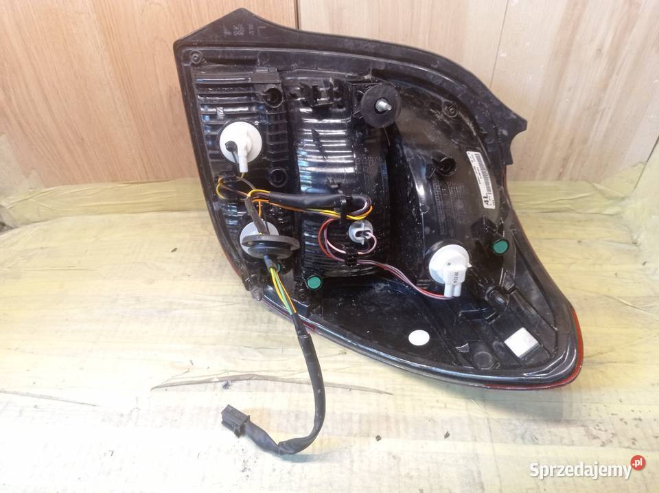 PEUGEOT 108 LAMPA TYLNA LEWA TYŁ LEWY 815600H132 lampy tylne Międzychód