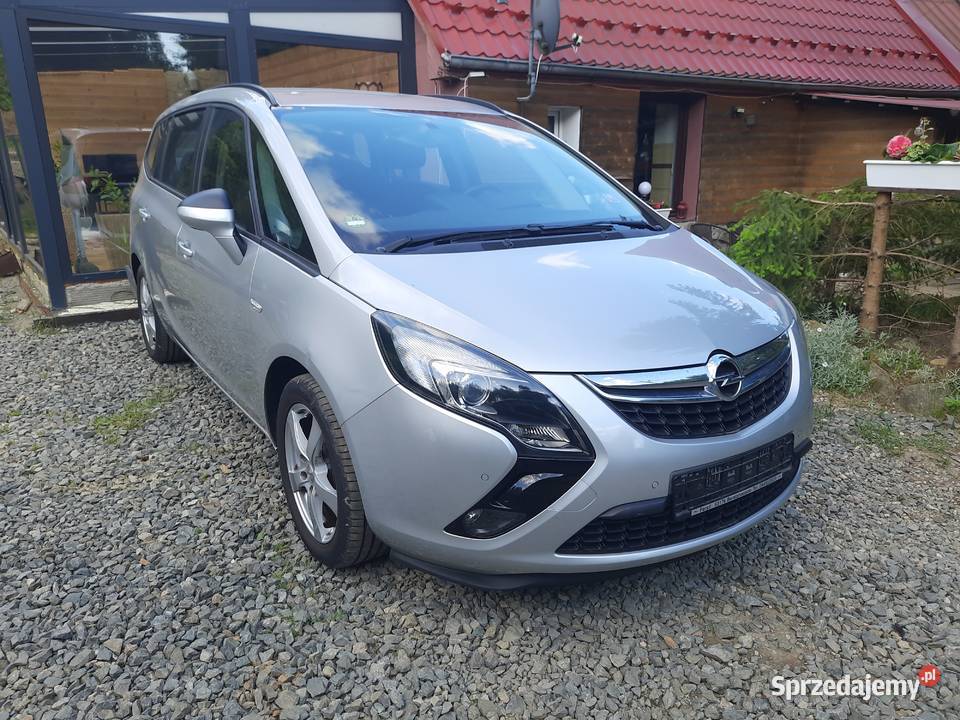 OPEL ZAFIRA C TOURER 2016 R 14 T Benz 140 Zafira Jelenia Góra