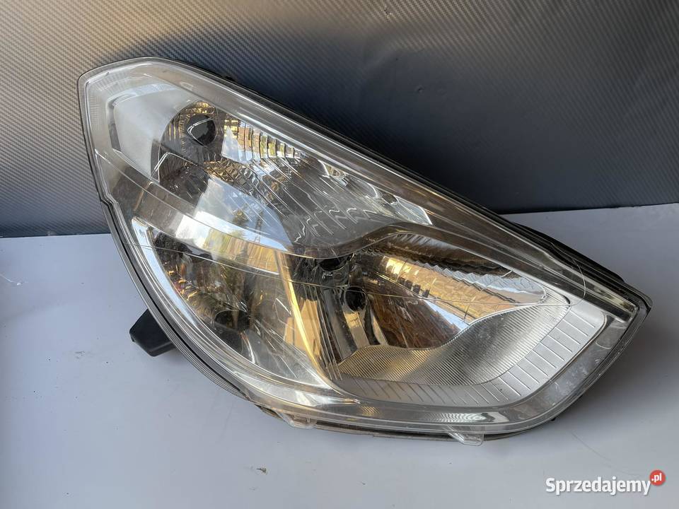 DACIA LODGY PRAWA LAMPA PRZÓD Lampy przednie wielkopolskie Ostroróg sprzedam