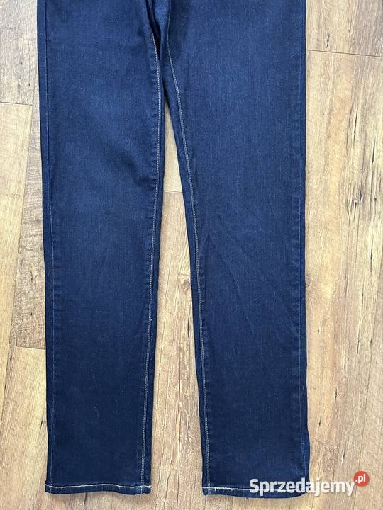 Jeansy Levi Strauss 27 Levi Strauss 127 Spodnie mazowieckie sprzedam
