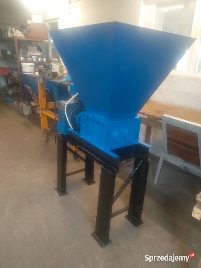 Rozdrabniacz dwuwałowy shredder 4 kw niszczarka