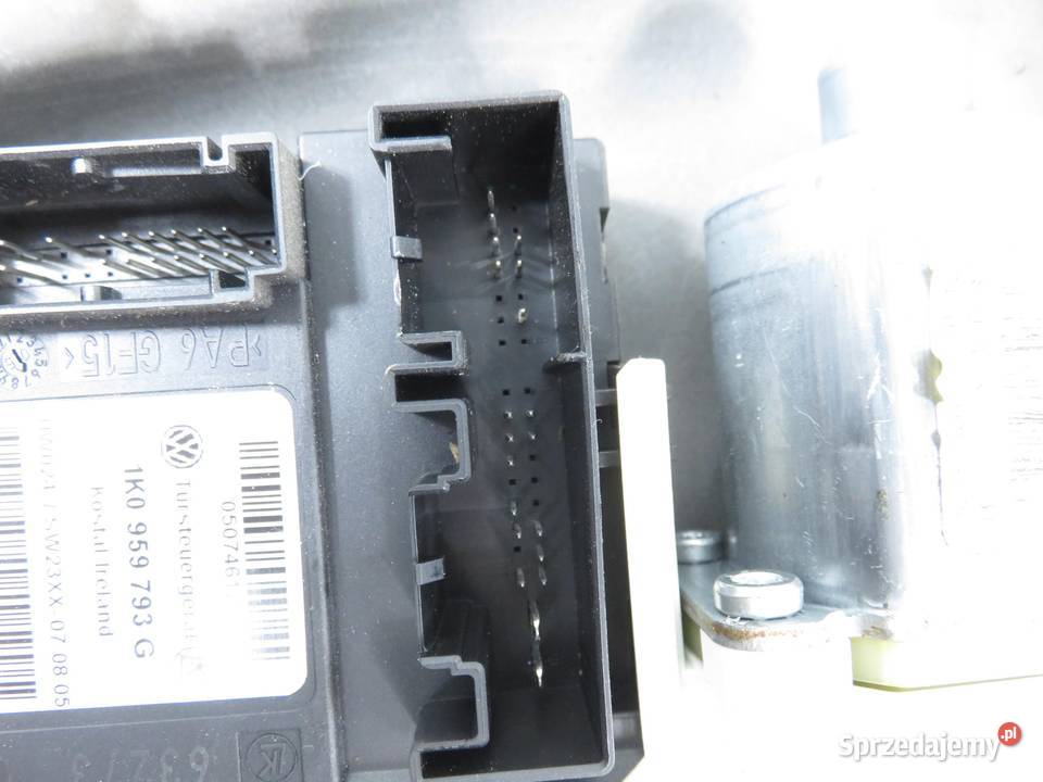 PODNOŚNIK SZYBY LEWY PRZEDNI VW GOLF PLUS sprzedam