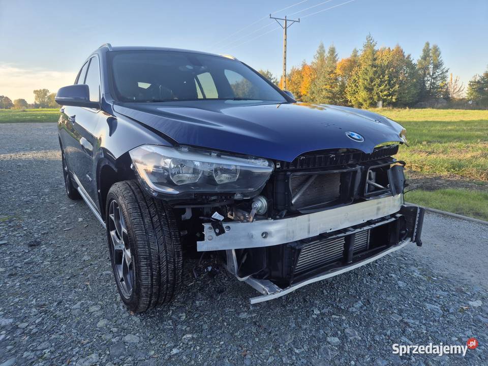BMW X1 20 xDrive kosmetyczna szkoda zadbana na automatyczna dolnośląskie Żórawina