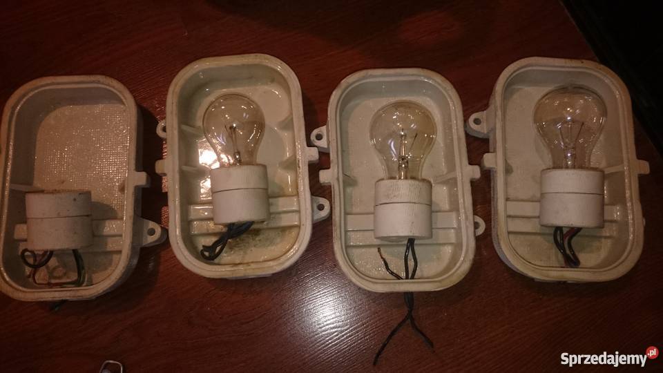 Lampy PRL 1979 oprawa porcelanowa OPKZ 60W Łódź