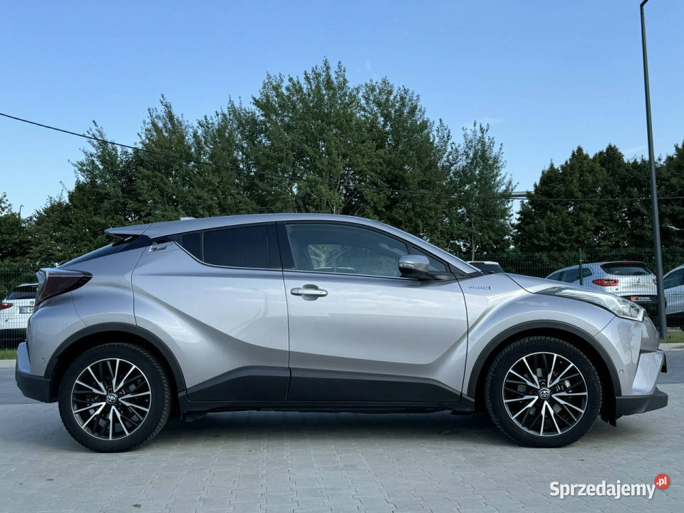 Toyota CHR 18 HYBRID FULL LED Nawigacja JBL autoalarm Mrągowo sprzedam