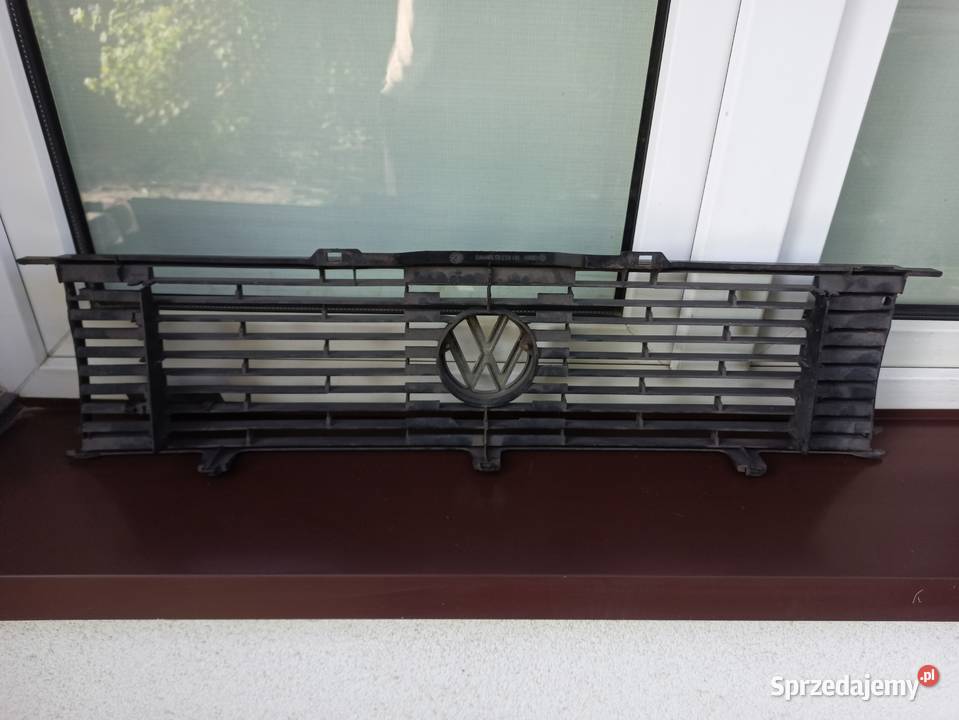 VW Jetta MK1 I A1 grill atrapa przednia emblemat