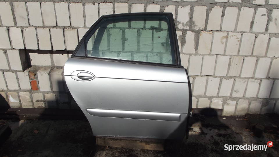 Citroen C5 hatchback 2003r drzwi prawy tył Poznań
