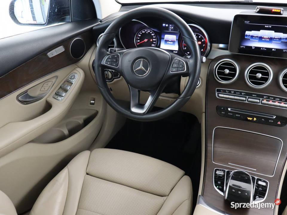 Mercedes GLC GLC 250 4MATIC benzyna