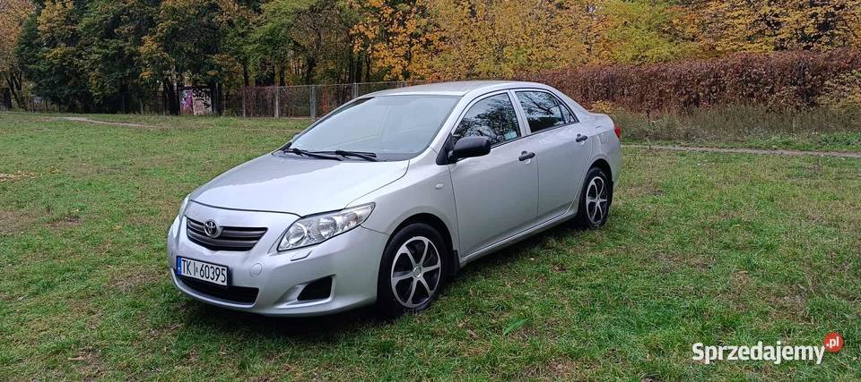 Toyota Corolla 16 benzyna 132 2009r 214000km mazowieckie