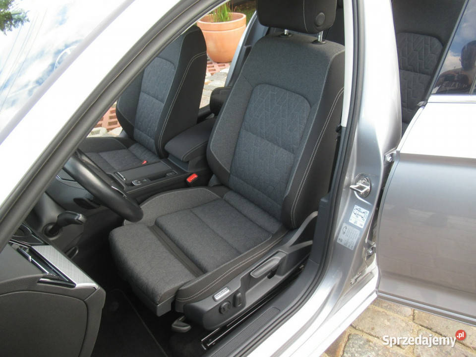 Volkswagen Passat BEZWYPADKOWY Kamera AppConnect gniazdo USB Volkswagen Warszawa