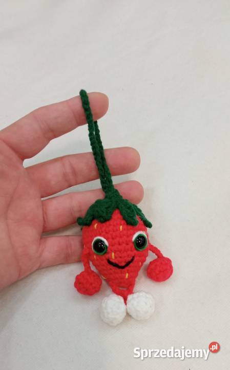 Brelok do kluczy wykonany na szydełku truskawka łódzkie Łask