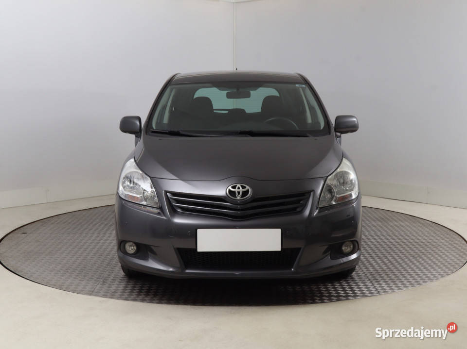 Toyota Verso 18 Valvematic klimatyzacja dolnośląskie Bielany Wrocławskie