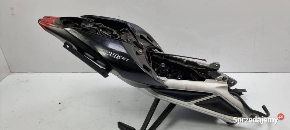 ZADUPEK OGON MOTOCYKL TRIUMPH STREET TRIPLE 765 osobowe Lipno