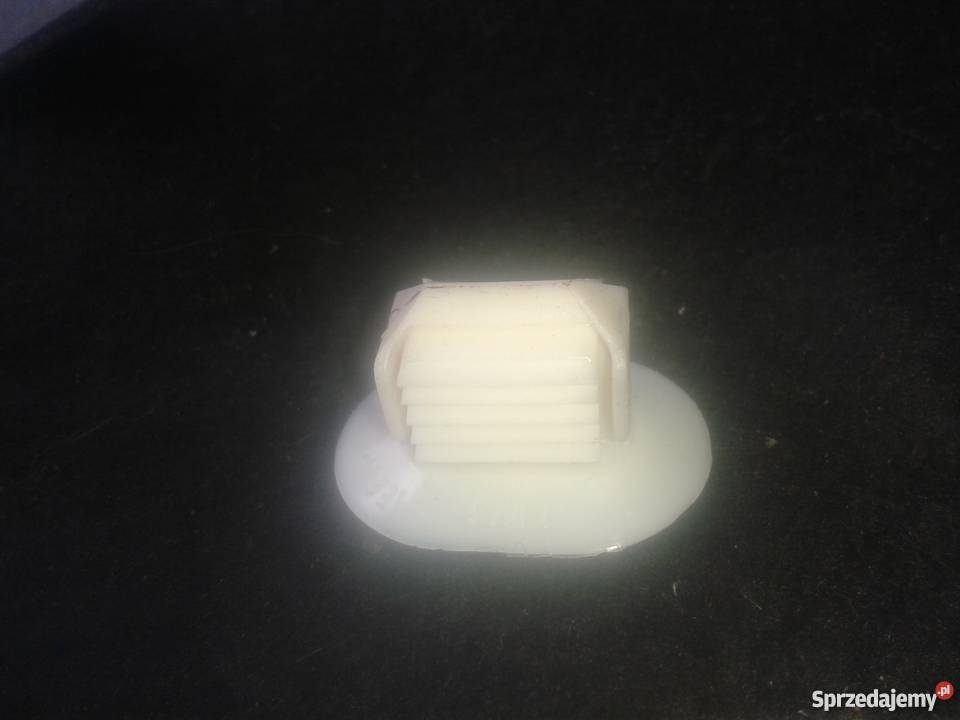 Zapinki platików boczych supków golf 4 łódzkie Ozorków