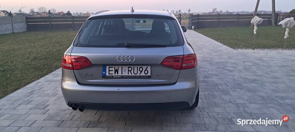 Audi A4 B8 20 TDI 140 super stan