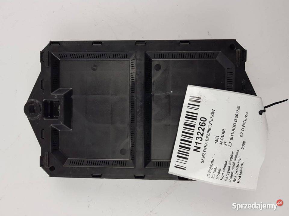 SKRZYNKA BEZPIECZNIKÓW 7140552030 JAGUAR XF I Lipno
