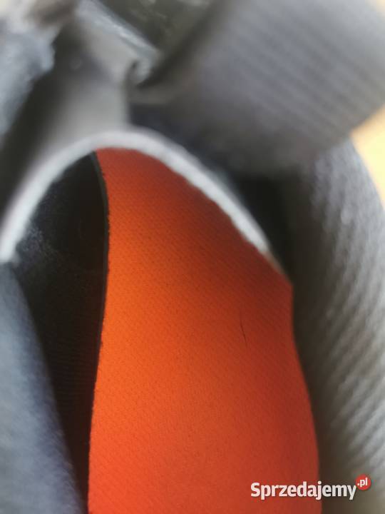 Buty piłkarskie Rzezawa