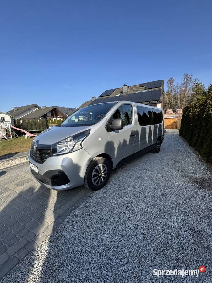 RENAULT TRAFIC LONG ENERGY 9CIO OSOBOWY Salon diesel Zduńska Wola sprzedam