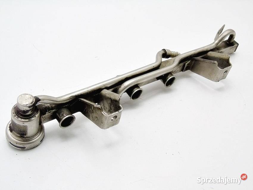 LISTWA WTRYSKOWA PALIWA 16 8V PASSAT B5 AUDI A4 Sosnowiec