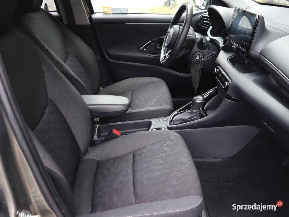 Toyota Yaris 15 VVTi Hybrid radio Katowice