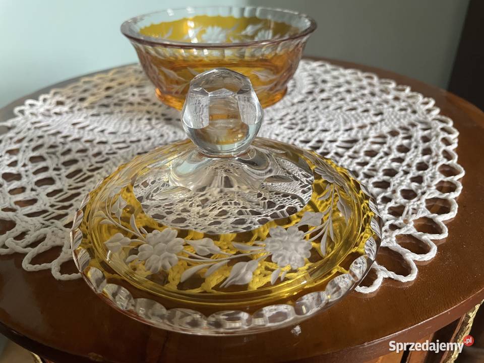 Bombonierka krysztal Porcelana i szkło dolnośląskie