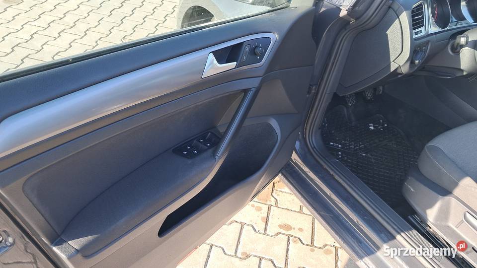 Golf 7 12 benzyna Niski Przebieg dolnośląskie Legnica