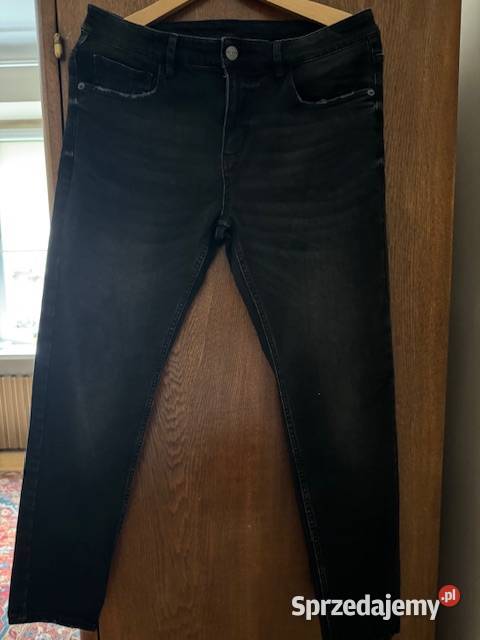 Jeansy męskie M czarne z przetarciami Getused Częstochowa