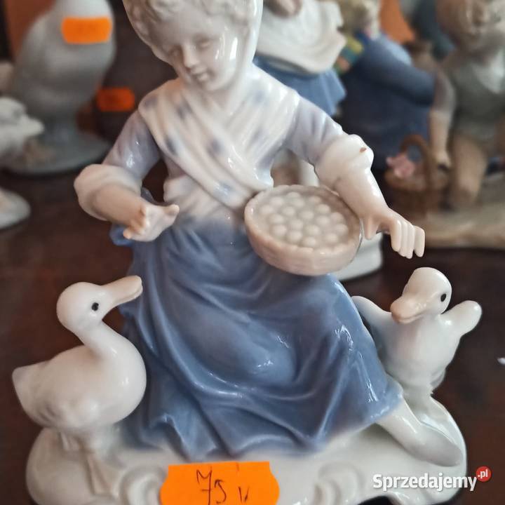 Figurką dziewczynka z gąskami Syg Import Gdańsk