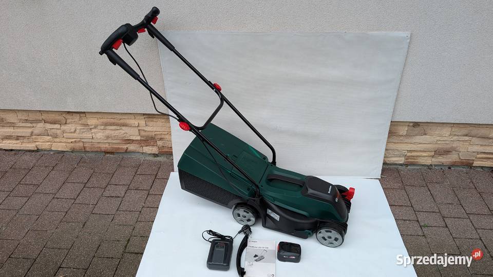 Kosiarka akumulatorowa Bosch CityMower 18V32300