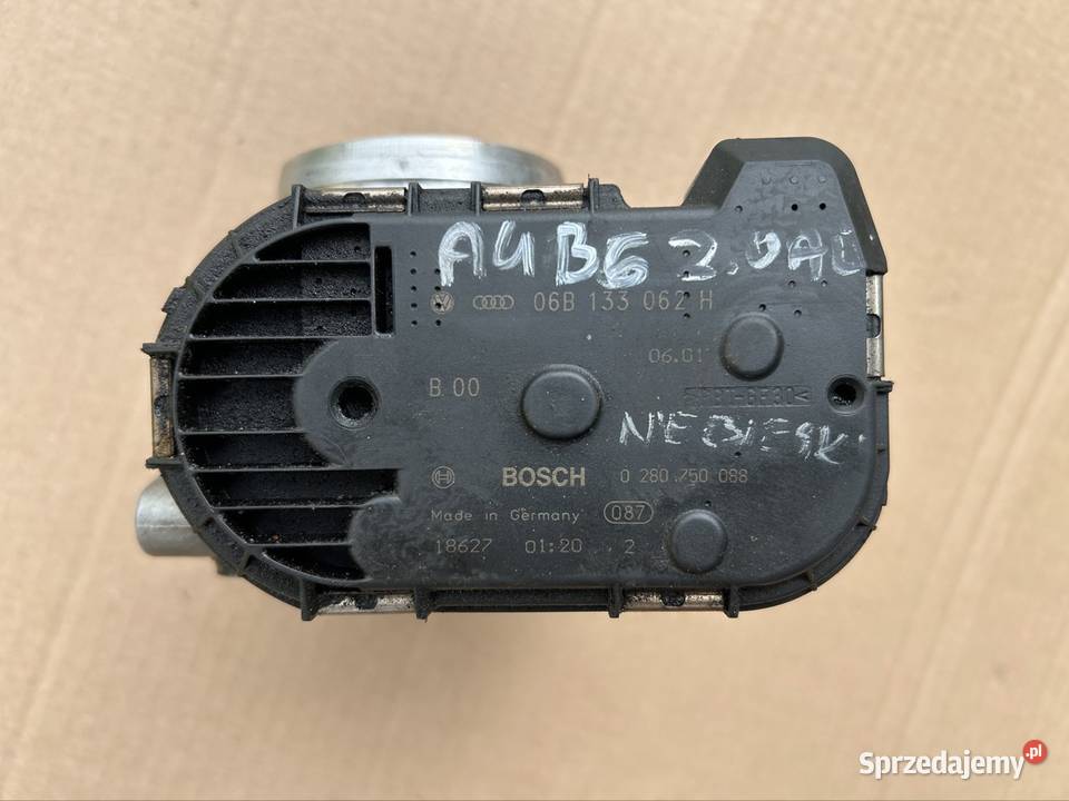 Przepustnica Audi a4 b6 20 alt 06B133062H osobowe Bydgoszcz