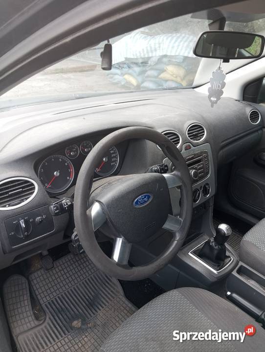 Ford Focus 16 b gaz 100KM Leszczydół Stary