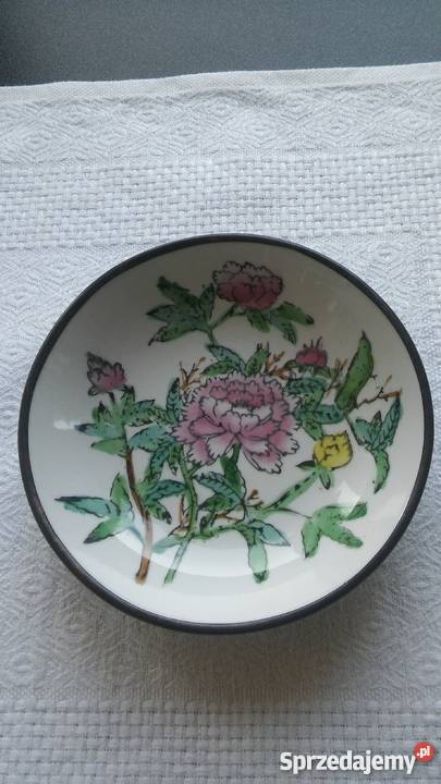 Śliczny talerzyk z pięknym ręcznym wzorem inny kolor Gdańsk