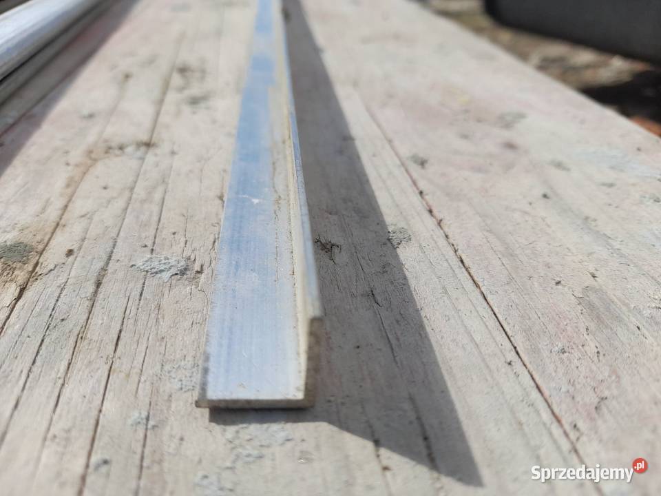 Kątownik aluminiowy 10x10x2000 33 Białystok sprzedam