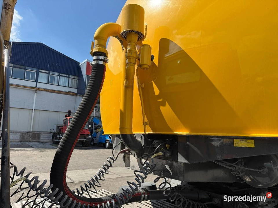Ciagnik Daf z Welgro kompresorem naczepa do Biała Podlaska