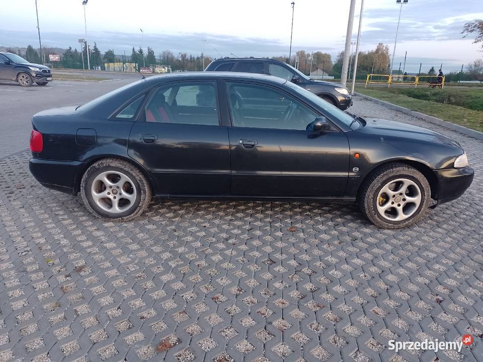 Audi A 4 B5 sprzedam Rok produkcji 1996 Pińczów